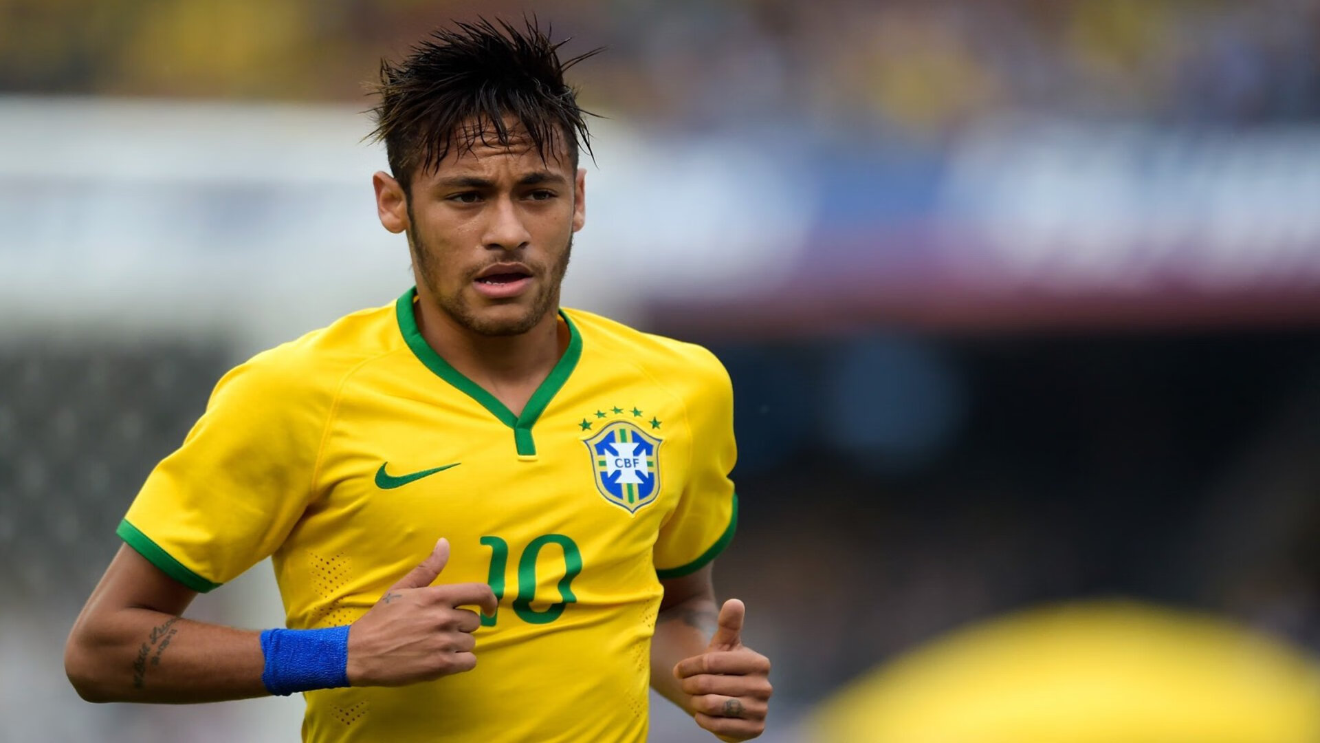 全球聚焦盛大比赛，女足项目备受瞩目，女足报道